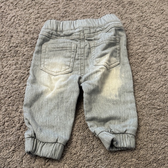 Baby Clothing - Picture 3 of 9